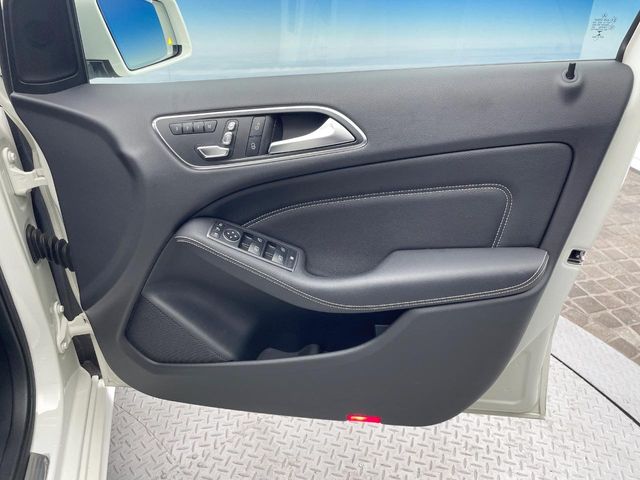 2018 Mercedes Benz B180