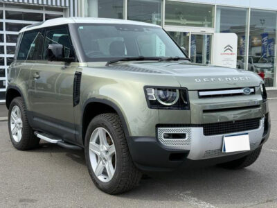 2023 Land Rover Defender 90SE P300
