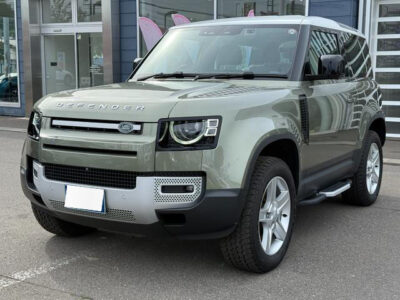 2023 Land Rover Defender 90SE P300