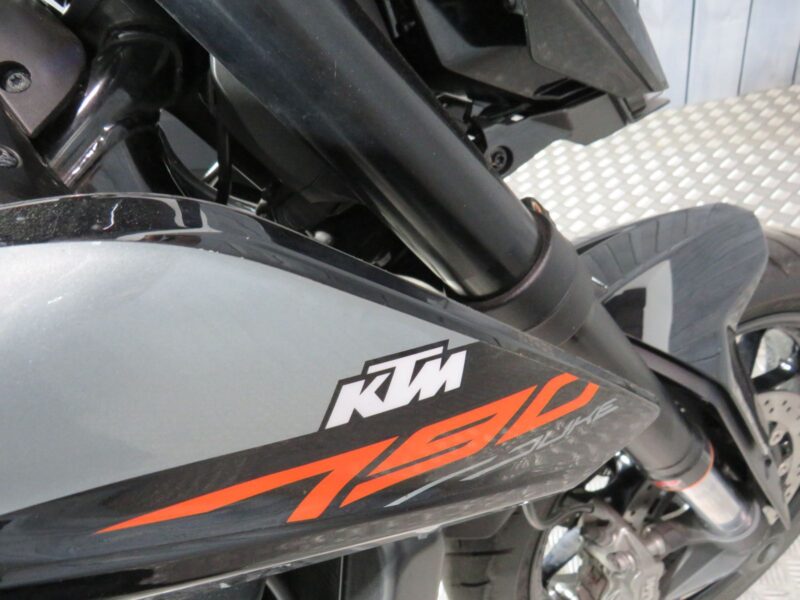 2019 KTM 790 DUKE