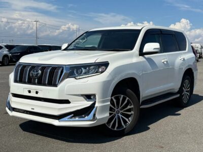 2020 Toyota Land Cruiser Prado TZ-G