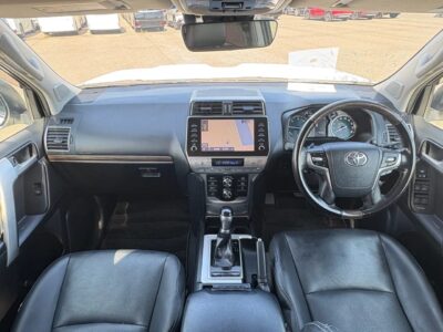 2020 Toyota Land Cruiser Prado TZ-G