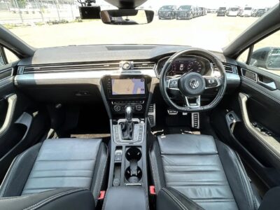 2019 Volkswagen Passat 2.0TSI R-Line