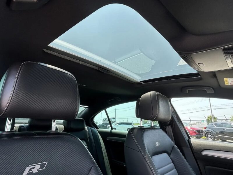 2019 Volkswagen Passat 2.0TSI R-Line