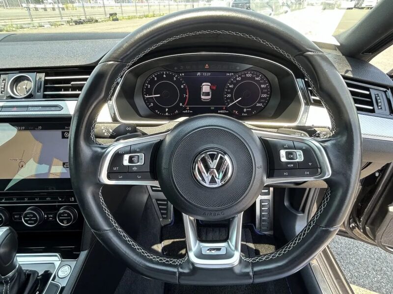 2019 Volkswagen Passat 2.0TSI R-Line