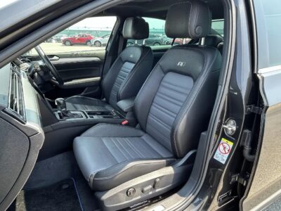 2019 Volkswagen Passat 2.0TSI R-Line