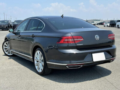 2019 Volkswagen Passat 2.0TSI R-Line