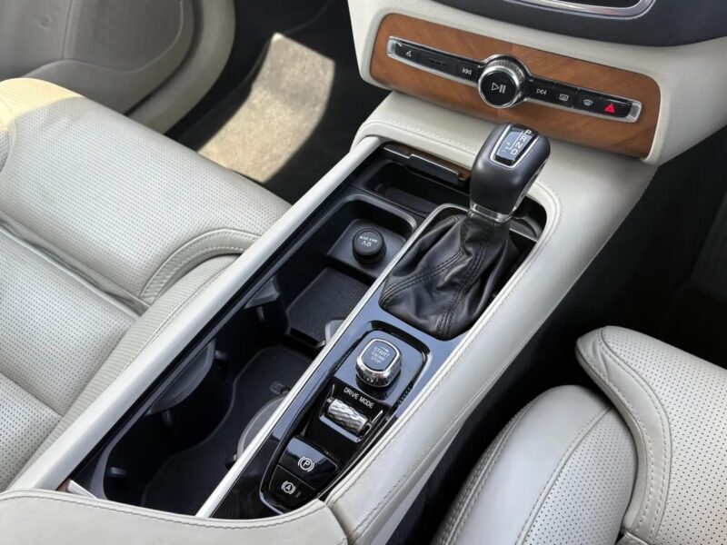 2019 VOLVO XC90 T6 AWD INSCRIPTION
