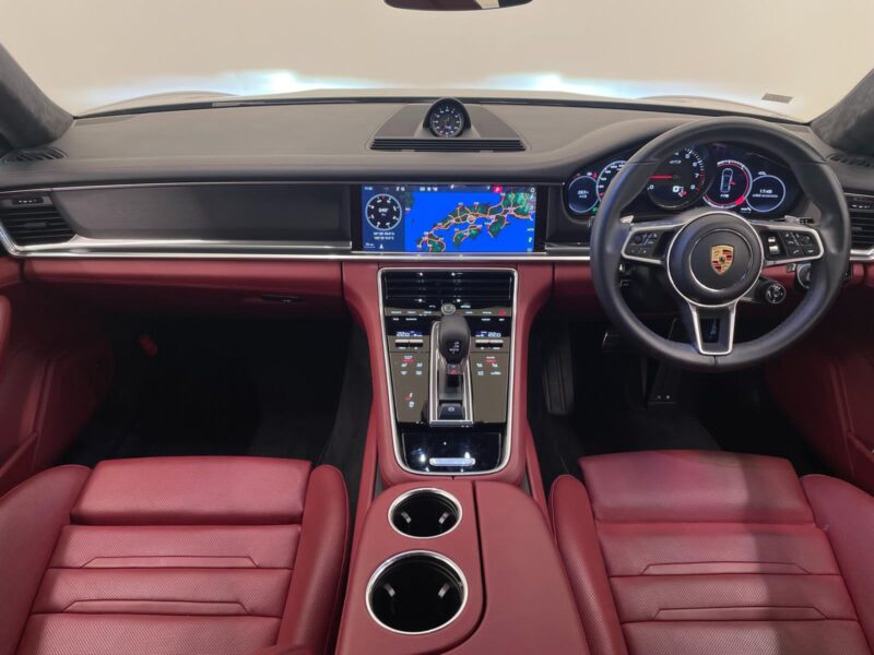 2019 Porsche Panamera GTS