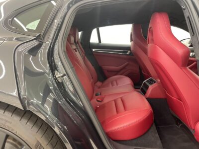 2019 Porsche Panamera GTS