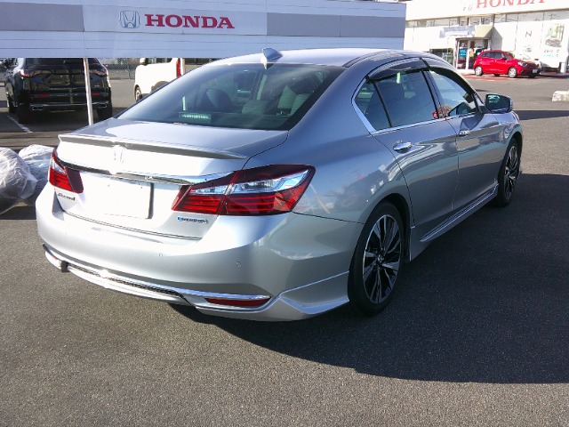 2018 Honda Accord Hybrid EX