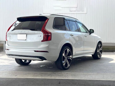 2022 VOLVO XC90 B6 AWD R-DESIGN