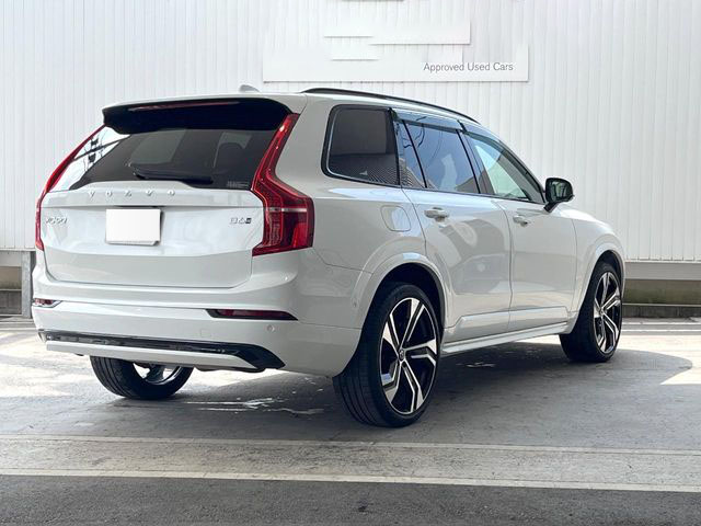 2022 VOLVO XC90 B6 AWD R-DESIGN