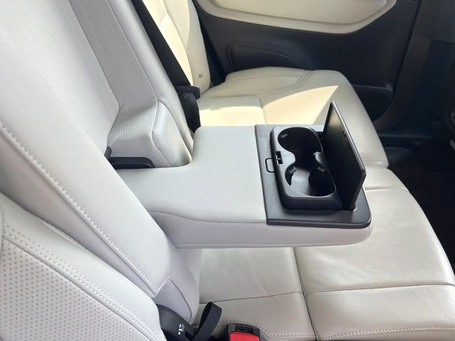 2022 VOLVO XC90 B6 AWD R-DESIGN