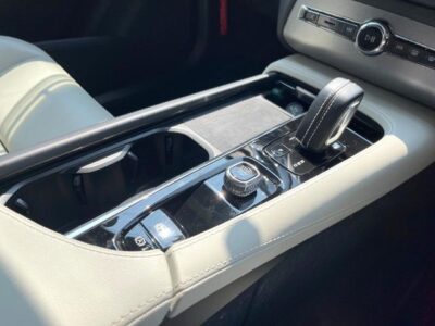 2022 VOLVO XC90 B6 AWD R-DESIGN