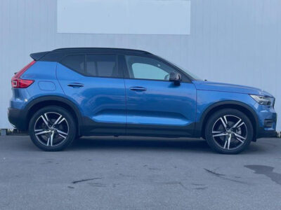 2018 VOLVO XC40 T4 AWD R-Design