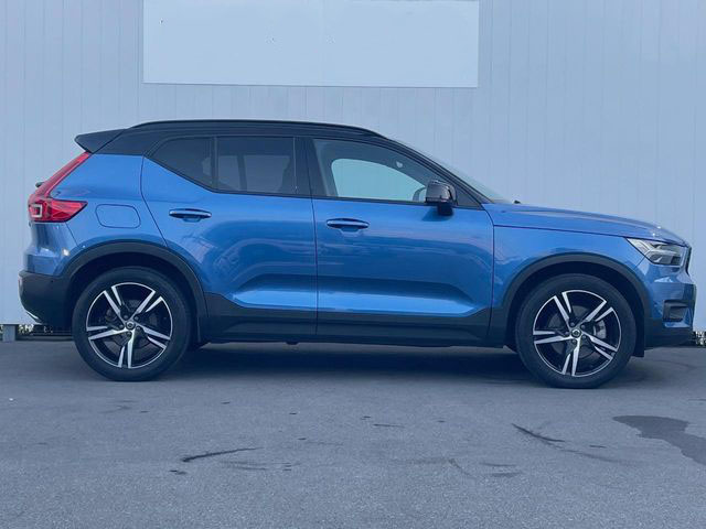 2018 VOLVO XC40 T4 AWD R-Design