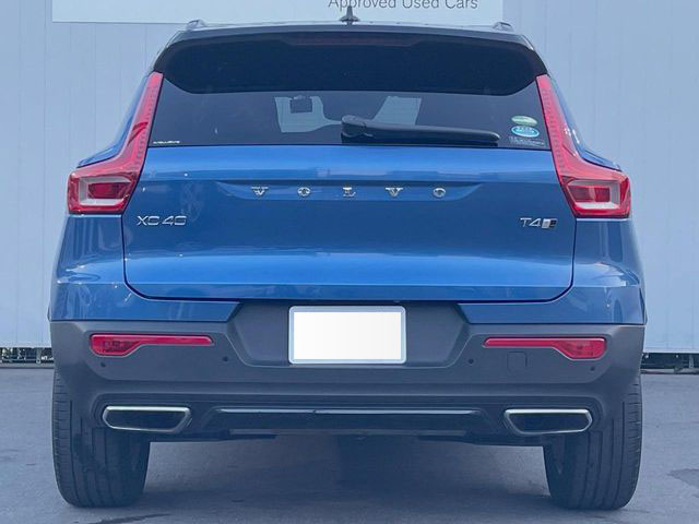 2018 VOLVO XC40 T4 AWD R-Design