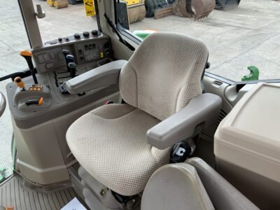 2017 JOHN DEERE TRACTOR 6155M