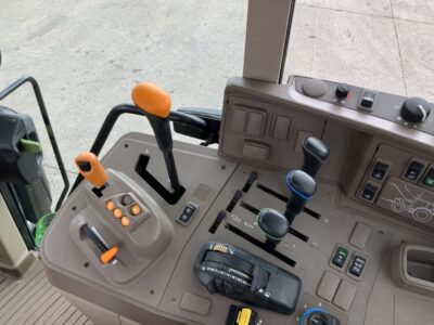 2017 JOHN DEERE TRACTOR 6155M