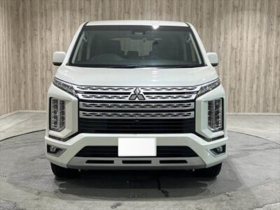 2020 Mitsubishi Delica D5 G Power Package 4WD