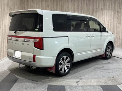 2020 Mitsubishi Delica D5 G Power Package 4WD