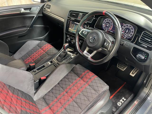 2019 Volkswagen Golf GTI TCR