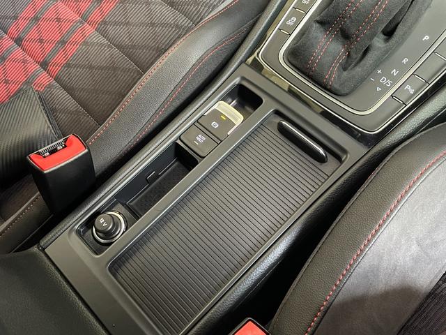 2019 Volkswagen Golf GTI TCR