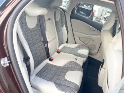 2019 VOLVO V40 CROSS COUNTRY T5 AWD TUCK EDITION