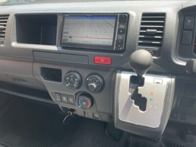 2019 Toyota Hiace Commuter 2.7 DX 4WD Super Long