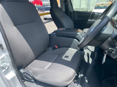 2019 Toyota Hiace Commuter 2.7 DX 4WD Super Long