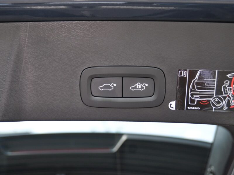 2019 Volvo XC40 T4 AWD Inscription