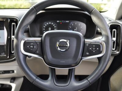 2019 Volvo XC40 T4 AWD Inscription