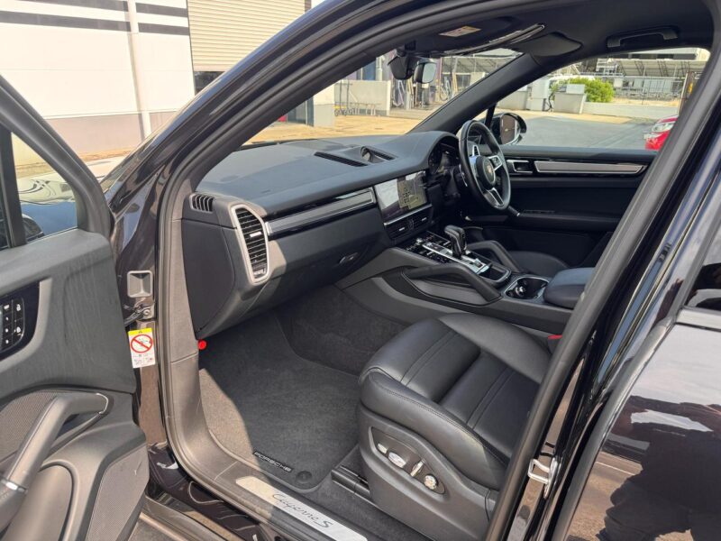 2019 Porsche Cayenne S