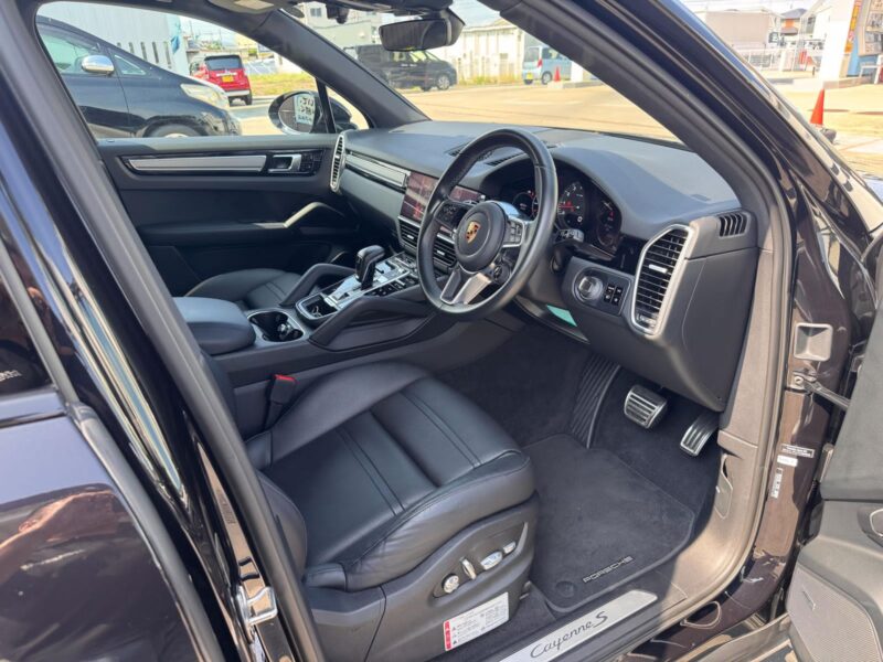 2019 Porsche Cayenne S