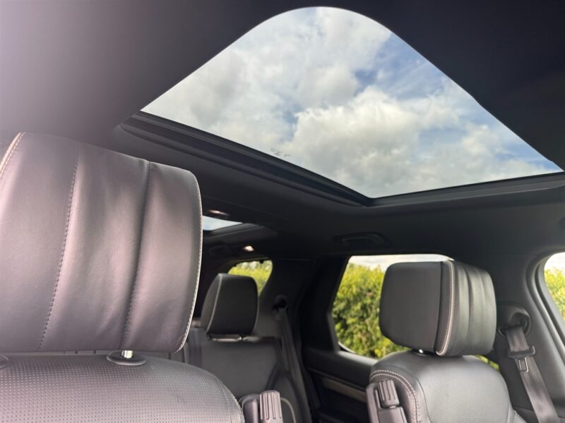 2019 Land Rover Discovery SDV6 HSE Luxury (7-Seater)