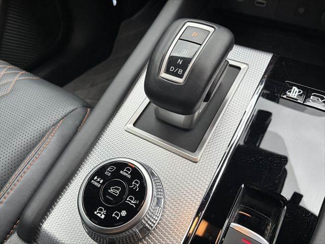 2022 Mitsubishi Outlander PHEV P