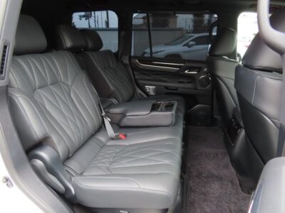 2020 LEXUS LX570 BLACK SEQUENCE