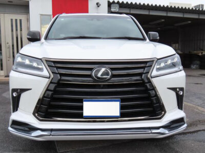 2020 LEXUS LX570 BLACK SEQUENCE