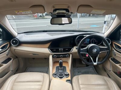 2019 Alfa Romeo Giulia Super