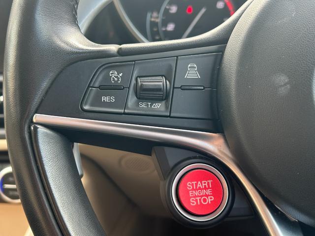 2019 Alfa Romeo Giulia Super