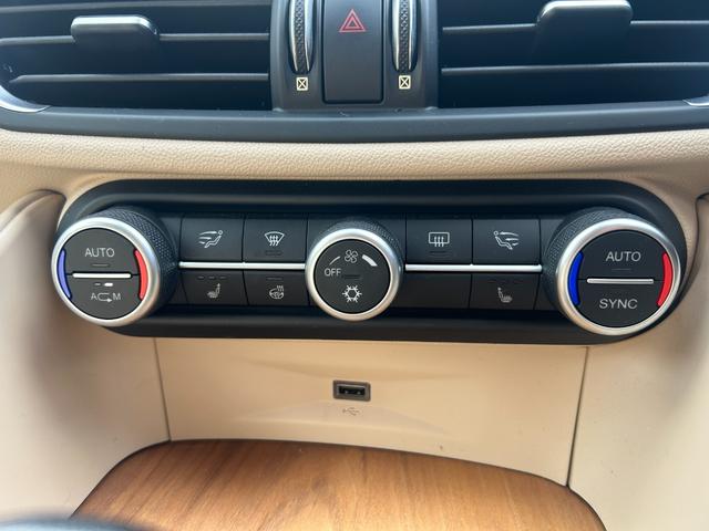 2019 Alfa Romeo Giulia Super