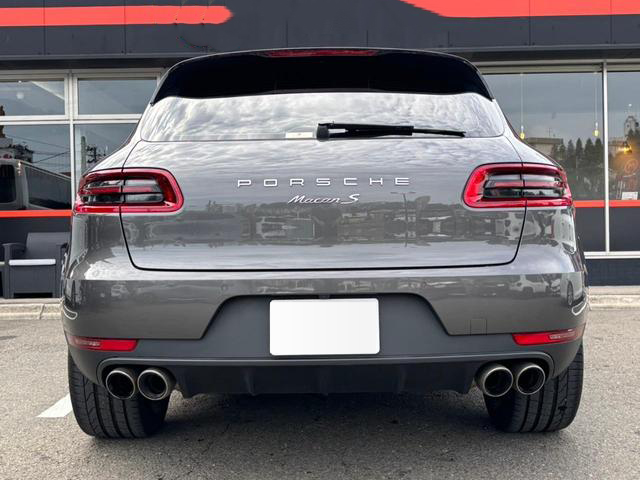 2019 Porsche Macan S