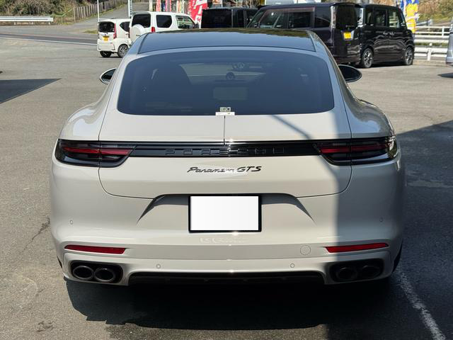 2019 Porsche Panamera GTS