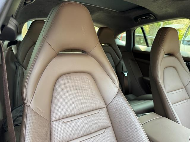 2019 Porsche Panamera GTS