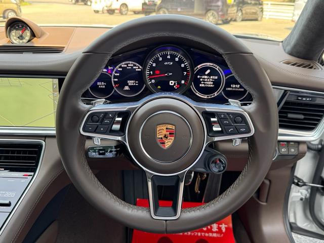 2019 Porsche Panamera GTS