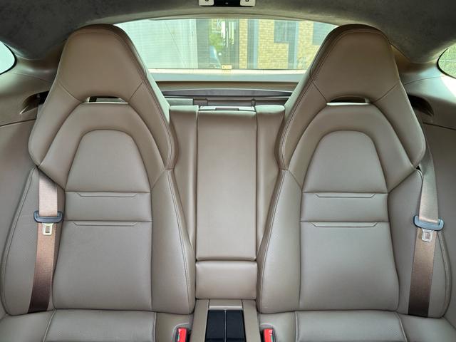 2019 Porsche Panamera GTS