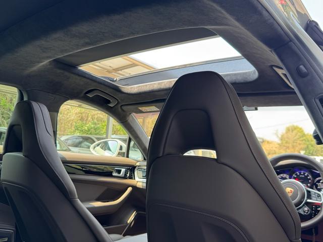 2019 Porsche Panamera GTS