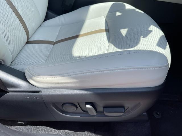 2022 Mazda CX-60 XD Hybrid Exclusive Modern