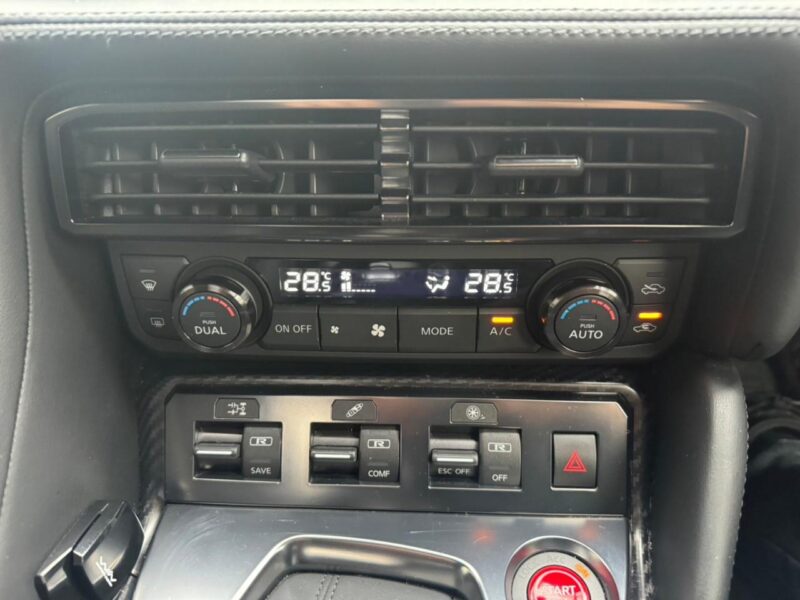 2019 NISSAN GT-R Premium Edition